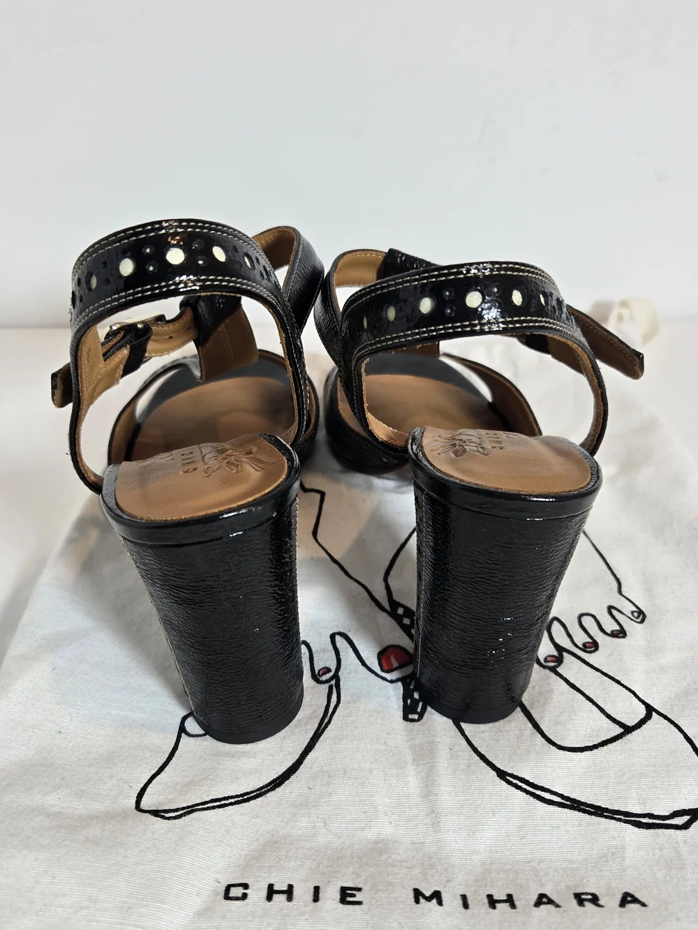 Chie Mihara Black Patent Leather Studded Block Heel Sandals - Picture 3 of 6